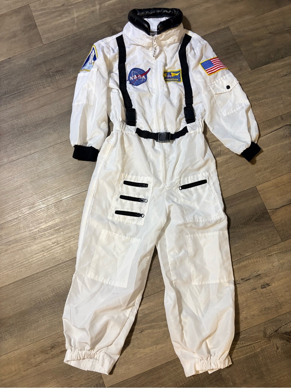 Aeromax Astronaut Costume Youth Kids Size 8-10 White NASA Flight Suit Dress Up